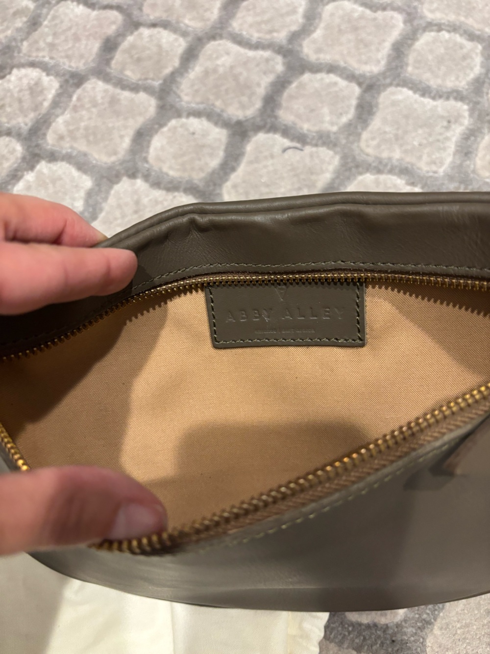 Abby Alley Big Sling in Olive. Never Used. - Picture 2 of 5